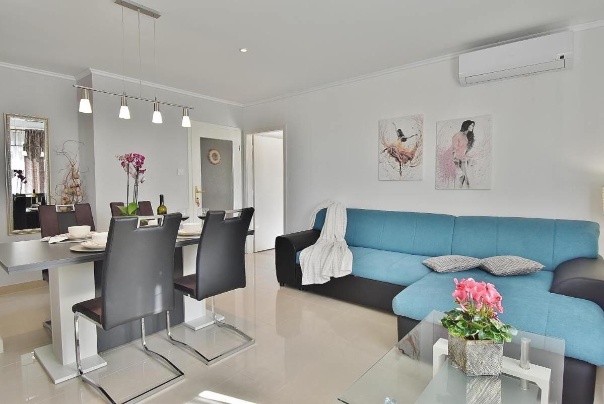 Apartments Ruzica Banjol Exterior foto