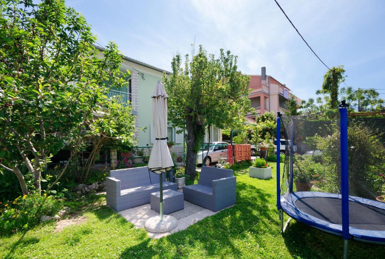 Apartments Ruzica Banjol Exterior foto